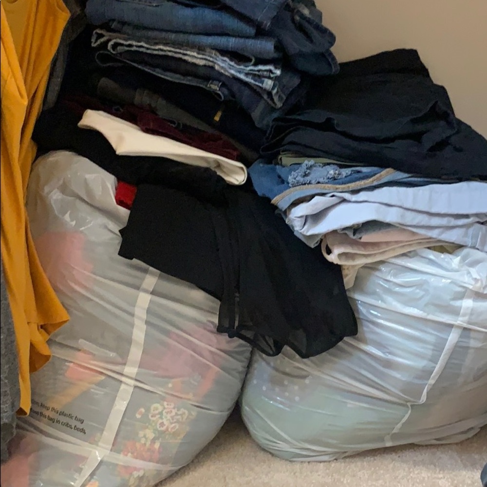 Tons of clothes for women!!